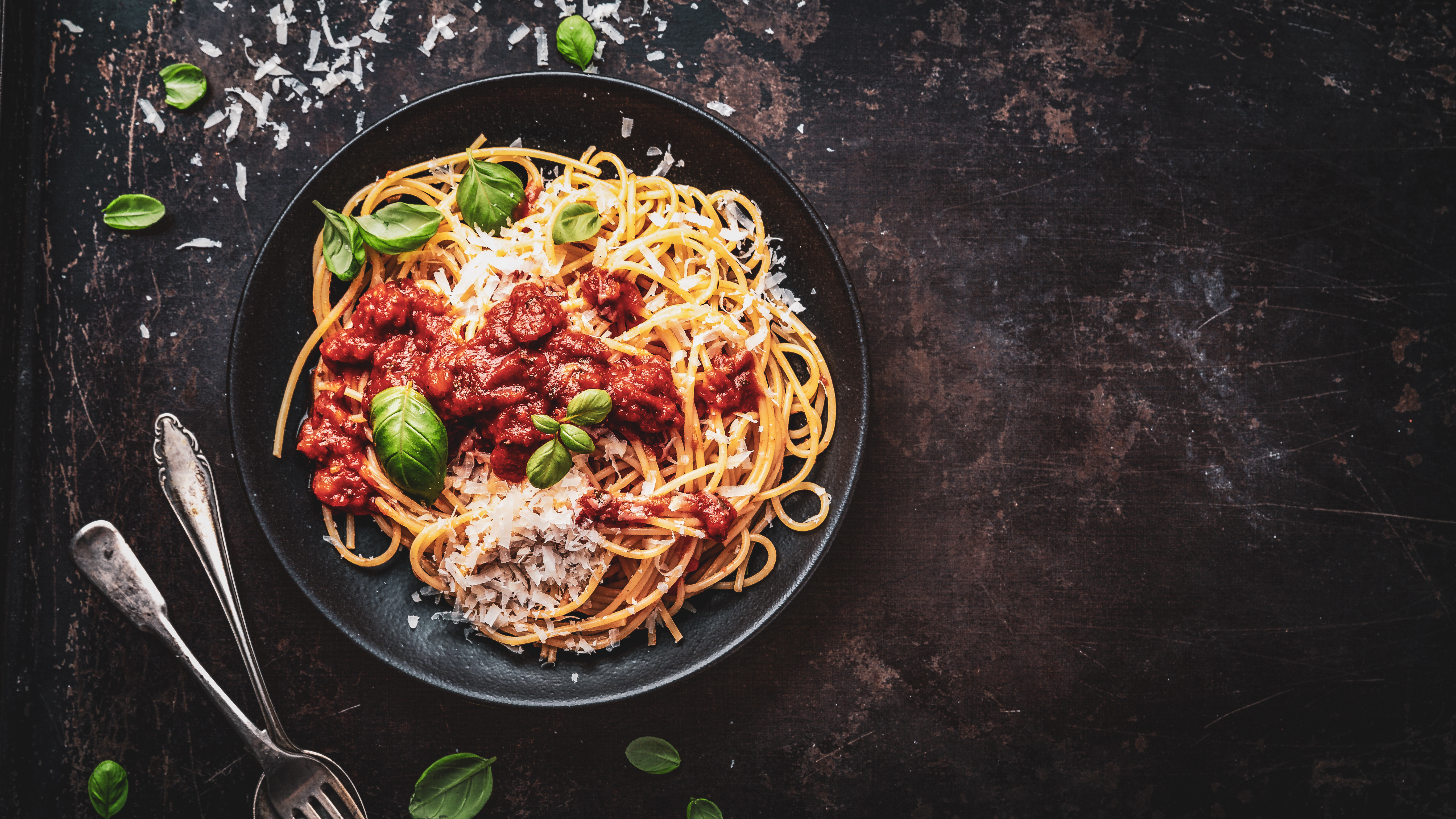 Teller mit Spaghetti.jpeg